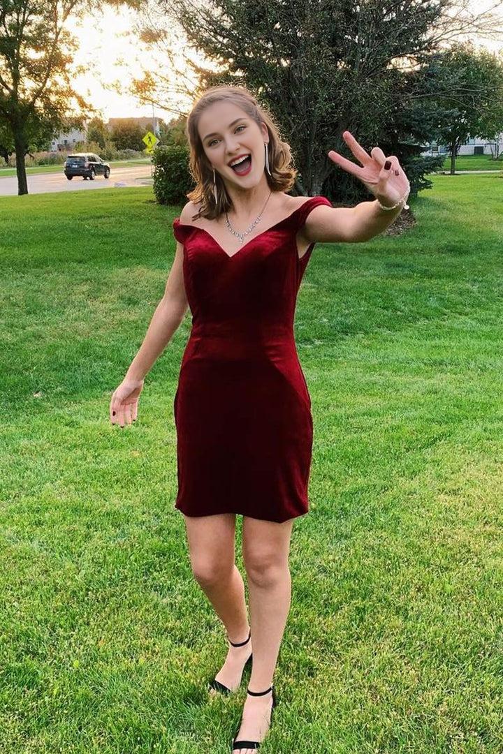 Off Shoulder Sleeveless Burgundy Velvet Bodycon Homecoming Dress